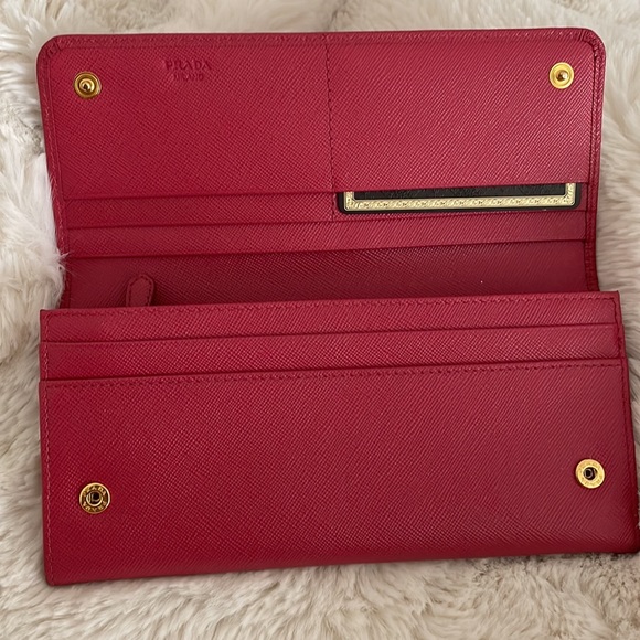 💕 AUTHENTIC PRADA rose pink gold large wallet - Picture 7 of 15